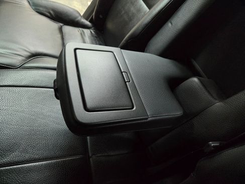 Used 2018 Volvo XC90 T6 Momentum w/ Convenience Package image 24