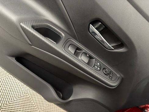 New 2025 Nissan Versa SV w/ Trunk Package image 23