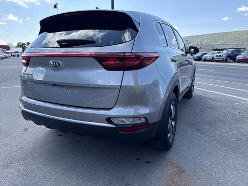Certified 2021 Kia Sportage LX AWD/4WD image 3