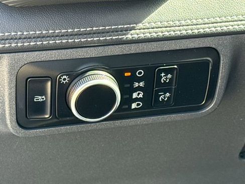 Used 2024 Ford Mustang Premium image 22