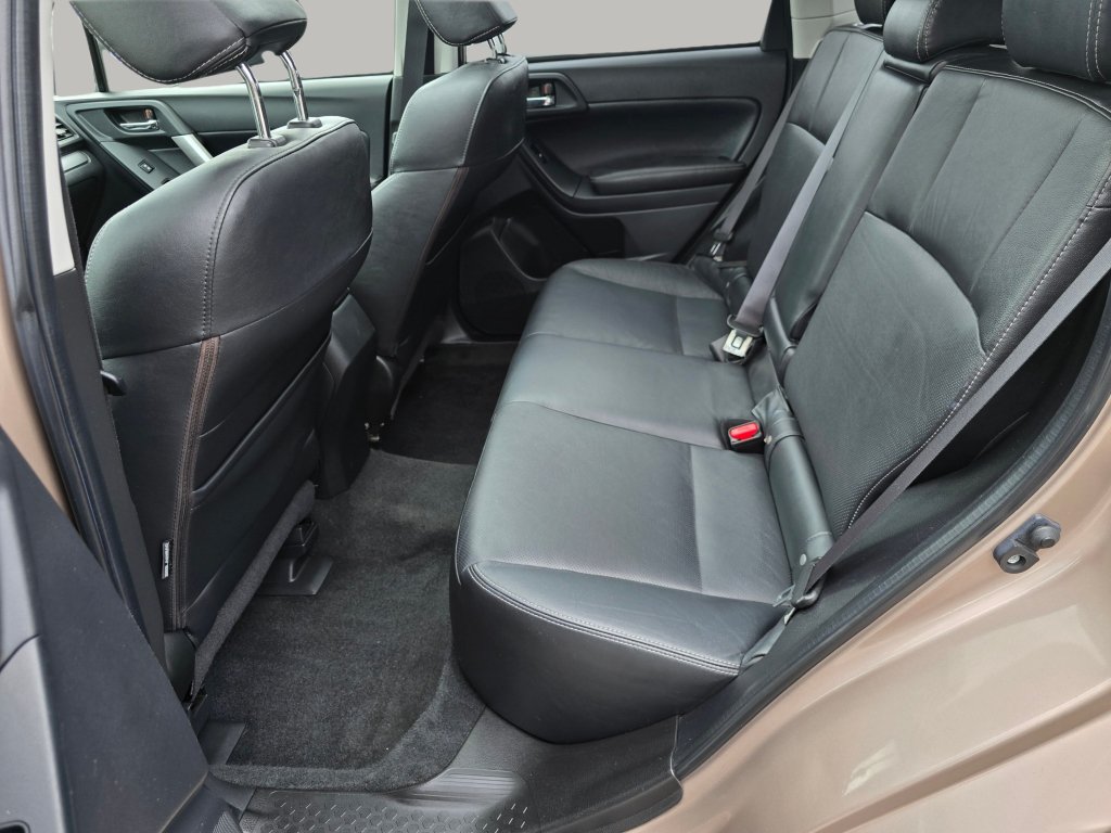Used 2014 Subaru Forester 2.5i Limited w/ Popular Package #2 AWD/4WD image 42
