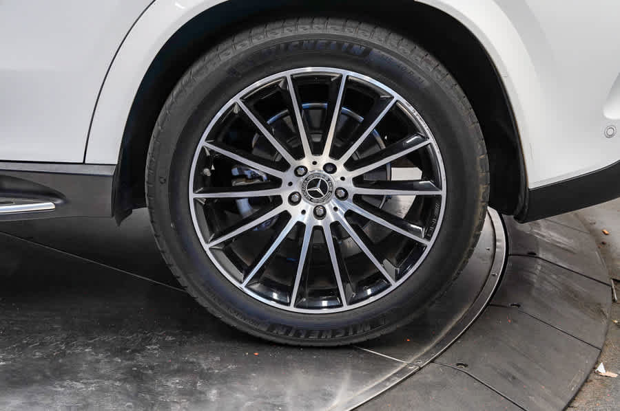Used 2022 Mercedes-Benz GLE 350 4MATIC image 10