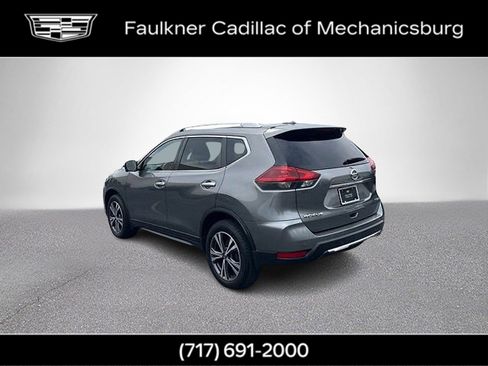 Used 2020 Nissan Rogue SV w/ Sun & Sound Touring Package AWD/4WD image 8