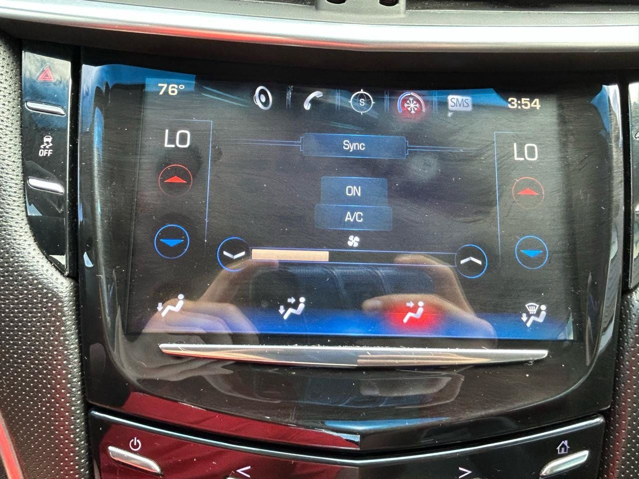 Used 2016 Cadillac XTS Luxury FWD image 24