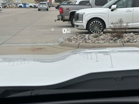 Used 2025 GMC Canyon AT4 w/ AT4X Package image 36