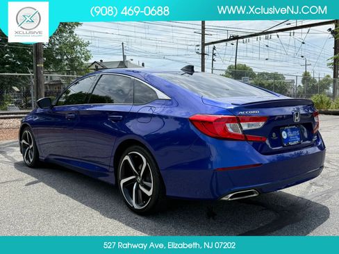 Used 2020 Honda Accord Sport image 2