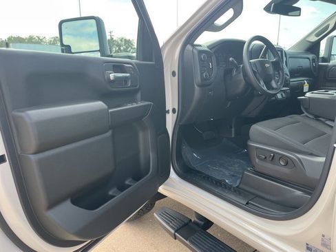 New 2026 Chevrolet Silverado 2500 Custom w/ Custom Value Package image 13