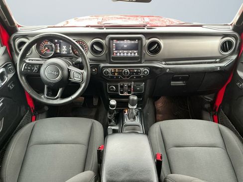 Used 2021 Jeep Gladiator Willys image 12