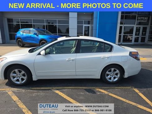 Used 2009 Nissan Altima 2.5 SL w/ SL Pkg FWD image 1
