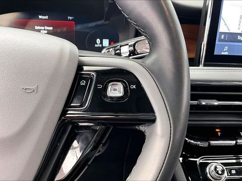 Used 2022 Lincoln Corsair Reserve w/ Equipment Group 201A image 19