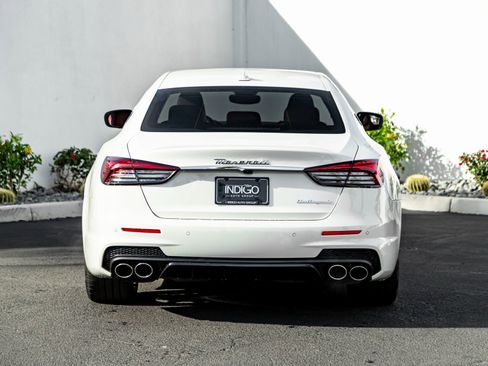 Used 2023 Maserati Quattroporte Modena image 8