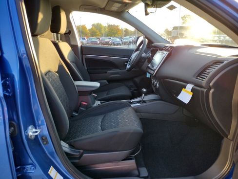 New 2025 Mitsubishi Outlander Sport LE image 10