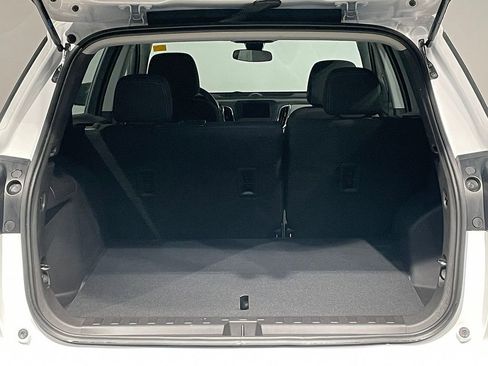 Used 2024 Chevrolet Equinox LS image 5