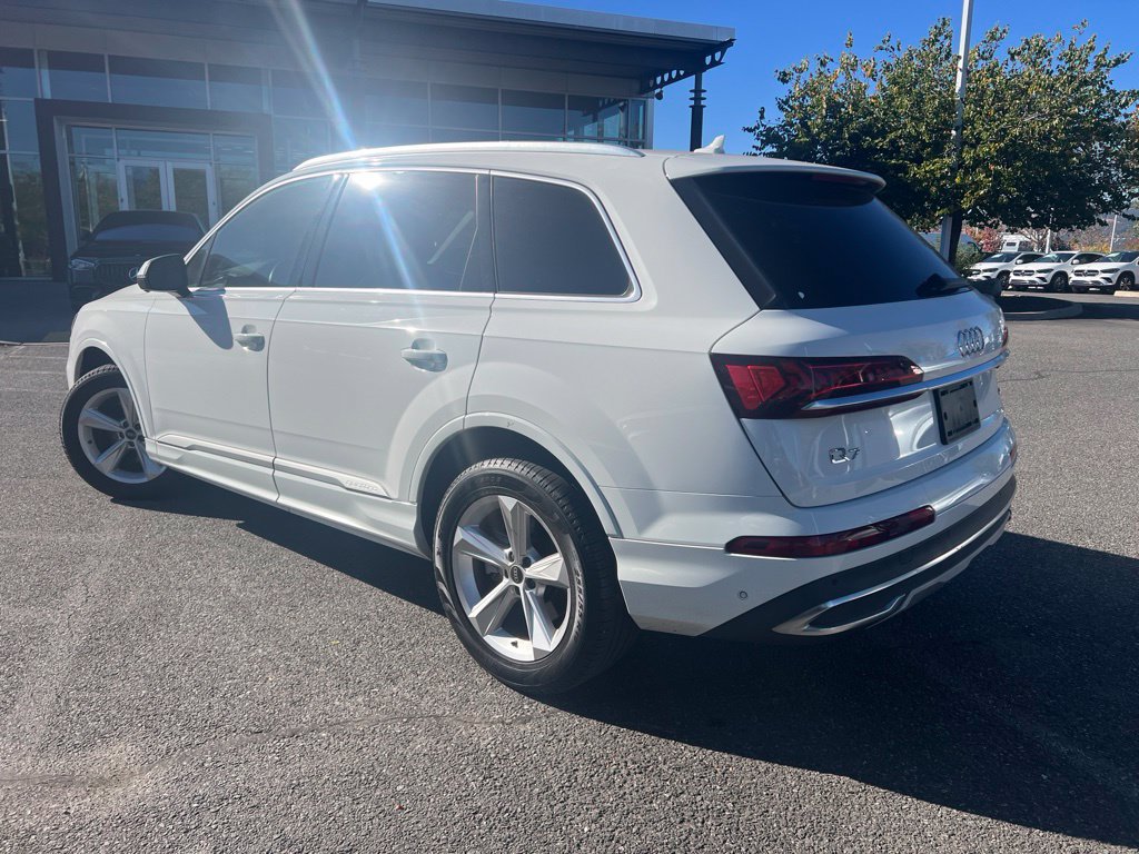 Used 2023 Audi Q7 3.0T Premium w/ Convenience Package AWD/4WD image 6