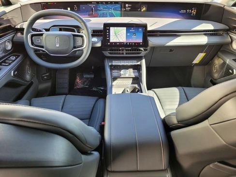 New 2026 Lincoln Nautilus Reserve AWD/4WD image 12