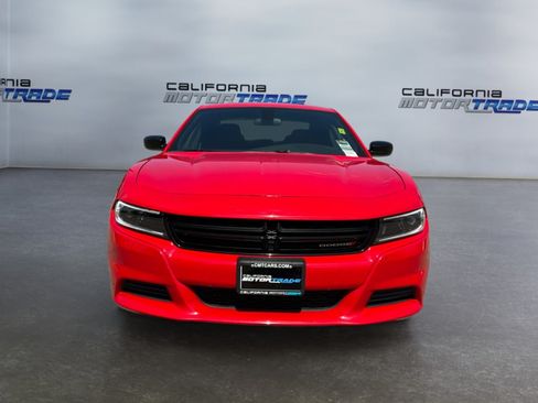 Used 2023 Dodge Charger SXT RWD image 2