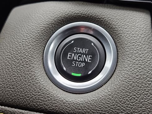 Certified 2024 Chevrolet Colorado ZR2 w/ Technology Package AWD/4WD image 24