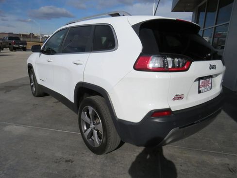 Used 2020 Jeep Cherokee Limited image 5