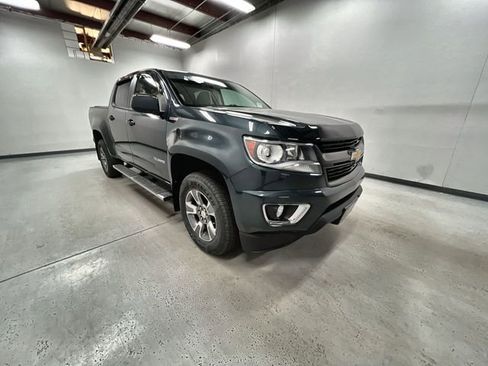 Certified 2017 Chevrolet Colorado Z71 AWD/4WD image 2
