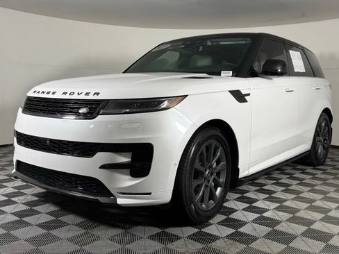 Used 2025 Land Rover Range Rover Sport Dynamic SE AWD/4WD image 2