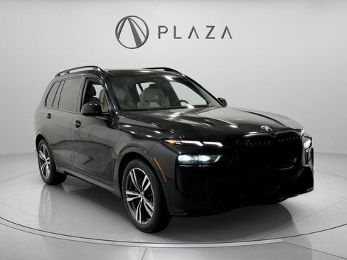 New 2026 BMW X7 xDrive40i w/ M Sport Package image 7