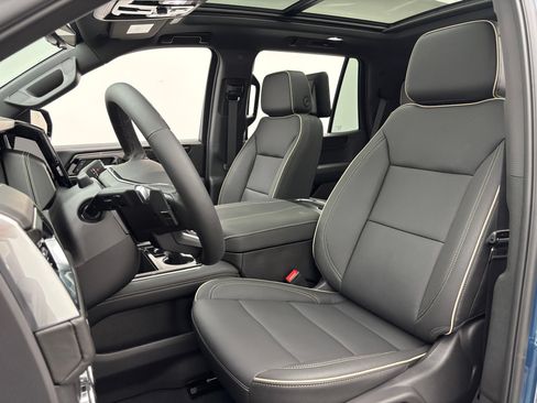 New 2026 GMC Yukon Elevation w/ Elevation Premium Package AWD/4WD image 22