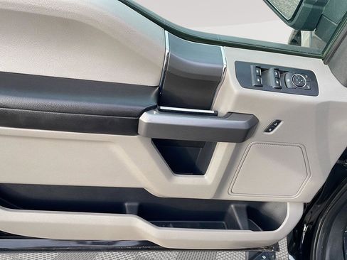 Used 2017 Ford F150 XLT w/ Equipment Group 301A Mid image 12