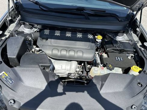 Used 2019 Jeep Cherokee Latitude Plus AWD/4WD image 20