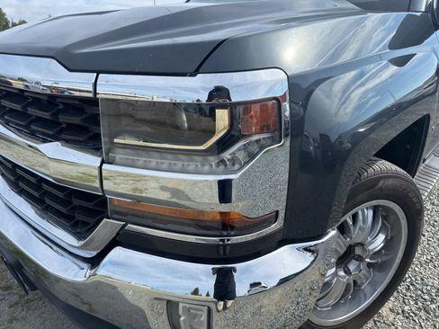 Used 2017 Chevrolet Silverado 1500 LT w/ All Star Edition image 9