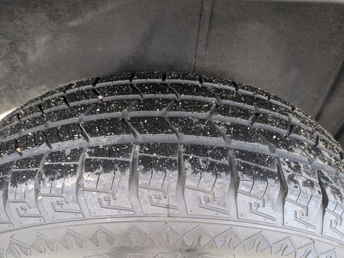 Used 2017 GMC Acadia SLT image 9