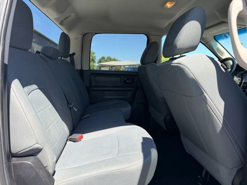 Used 2014 RAM 2500 Tradesman w/ Chrome Appearance Group RWD image 23