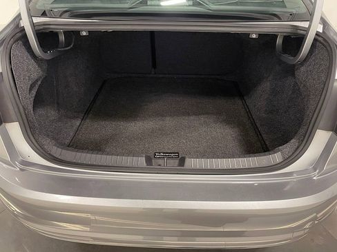 Used 2021 Volkswagen Jetta SEL FWD image 5
