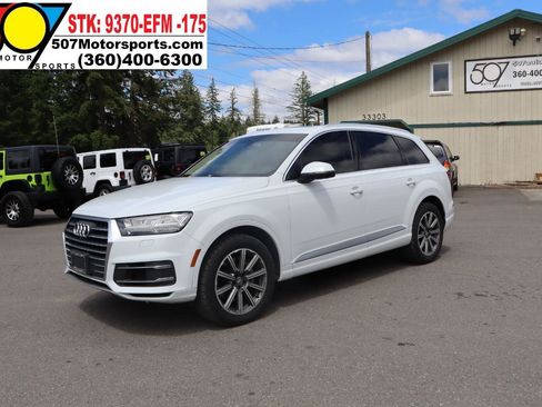 Used 2017 Audi Q7 3.0T Premium Plus w/ Premium Plus Package AWD/4WD image 2