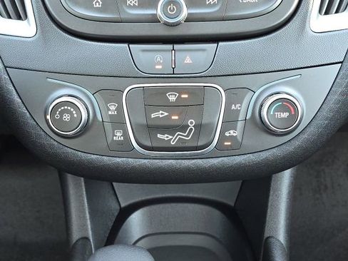 Used 2024 Chevrolet Malibu RS image 29