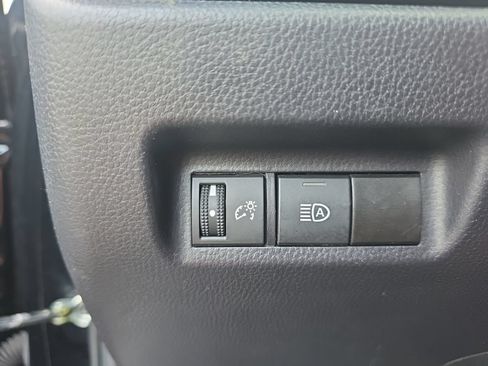 Used 2025 Toyota RAV4 LE FWD image 15