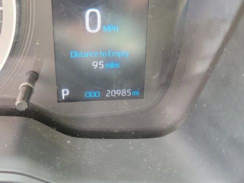 Used 2022 Toyota Corolla LE FWD image 16