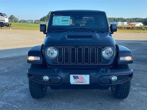 New 2025 Jeep Gladiator Sport image 2