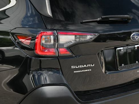 Used 2021 Subaru Outback Limited AWD/4WD image 12