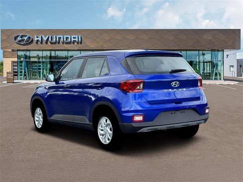 New 2026 Hyundai Venue SE image 5