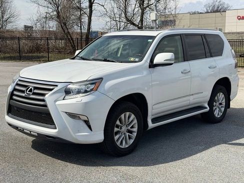 Used 2015 Lexus GX 460 460 w/ Premium Package image 3