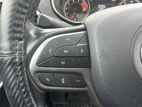 Used 2021 Jeep Cherokee Limited w/ Elite Package image 20