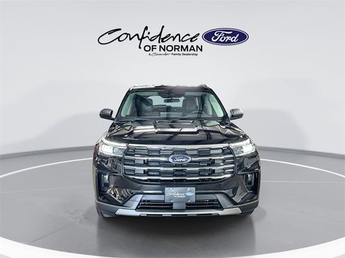 New 2026 Ford Explorer Active image 2