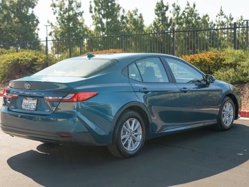 Used 2025 Toyota Camry LE FWD image 12