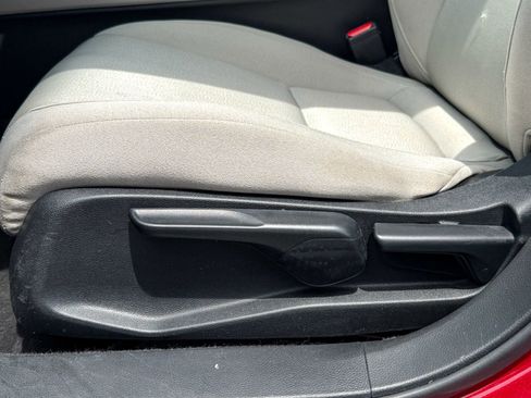 Used 2018 Honda Accord LX image 18
