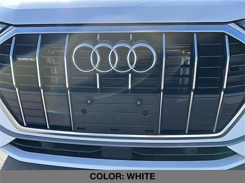 Used 2024 Audi Q3 2.0T Premium image 9