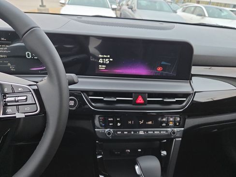 New 2026 Kia Seltos S image 10