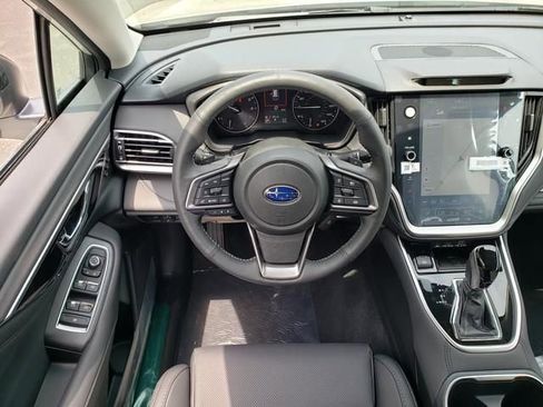 Used 2025 Subaru Outback Limited image 14