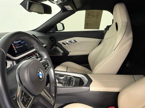 Used 2020 BMW Z4 sDrive30i w/ Executive Package RWD image 38