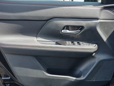 New 2026 Nissan Kicks SR image 21