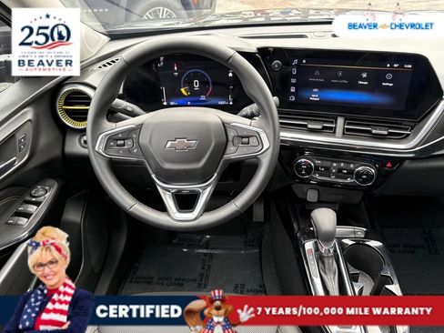 Used 2026 Chevrolet Trax ACTIV w/ Sunroof Package FWD image 16